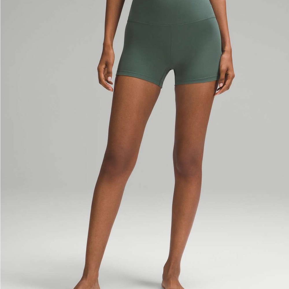 Lululemon align 4” shorts in dark forest